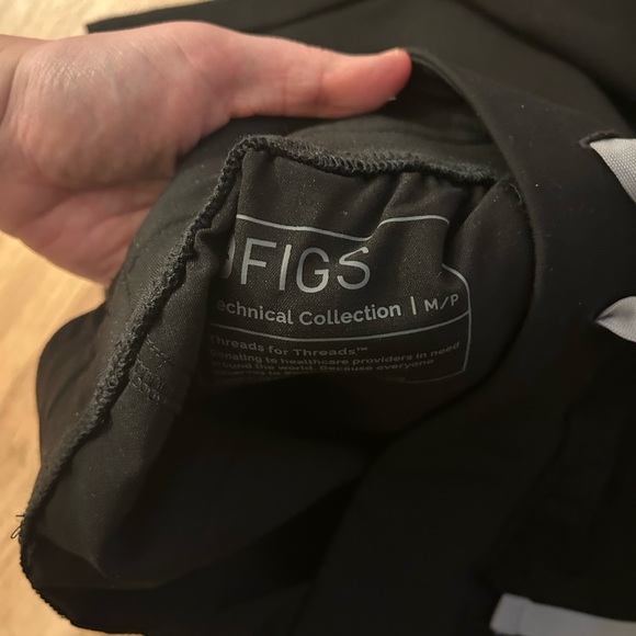 NWT Figs High Waisted skinny scrub pants - Picture 4 of 5